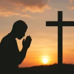 Jemand der an Gott glaubt: Warum Glaube das Leben stärkt jemand der an gott glaubt