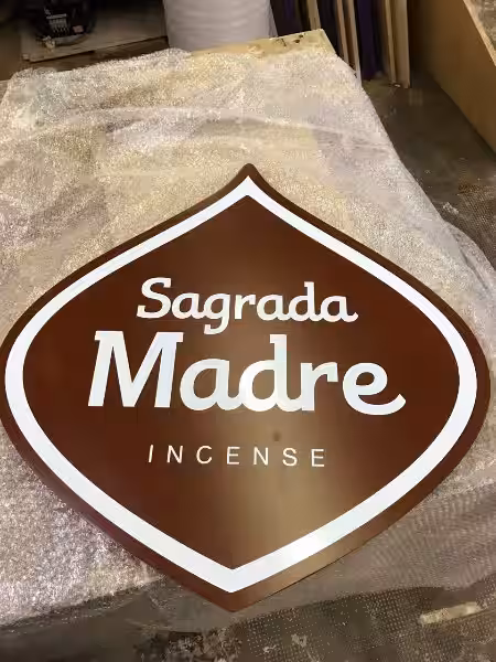 La Sagrada Madre: Un Eco Eterno en el Corazón de la Religión sagrada_madre