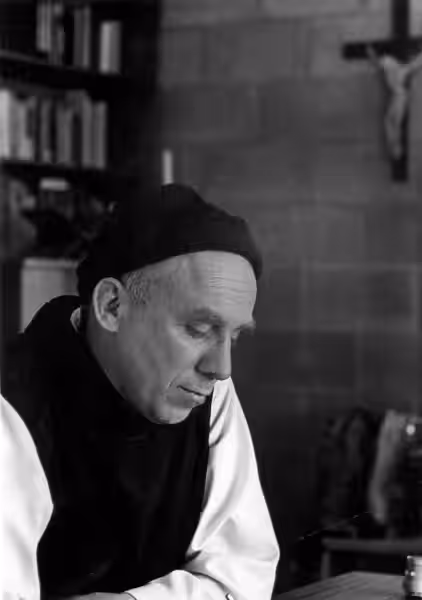 Tomás Merton y la Religión: Un Camino Hacia la Profundidad Espiritual tomas_merton